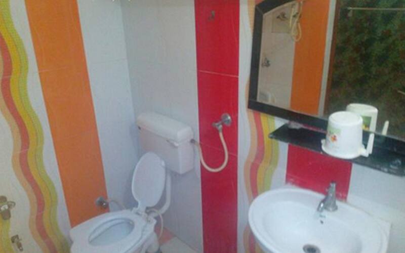 Puja Lodge, Sahibganj 4